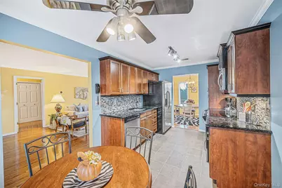 704 Fenway Road, Saint James, NY 11780 - Photo 11