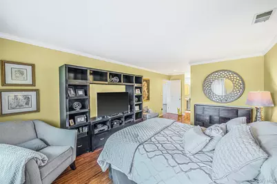 704 Fenway Road, Saint James, NY 11780 - Photo 15