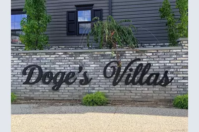 1220 Doges Prom #1B, Copiague, NY 11757 - Photo 1