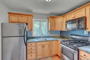 130 Hawthorne Rd, Rocky Point, NY 11778 - Photo 5