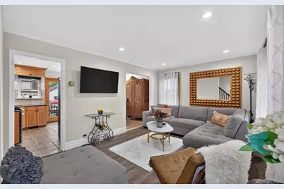 11 White Street, Valley Stream, NY 11580 - Photo 7