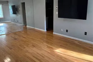 18 Redwood Ct, Coram, NY 11727 - Photo 3