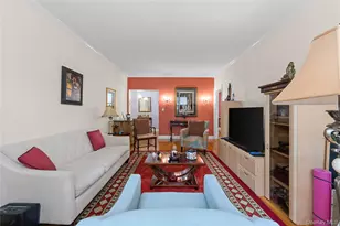 78-10 34th Ave, Jackson Heights, NY 11372 - Photo 3