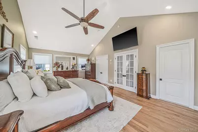 112 Erin Lane, East Setauket, NY 11733 - Photo 21