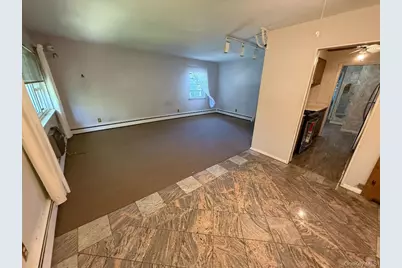 675 Pelham Road #D-14, New Rochelle, NY 10805 - Photo 3