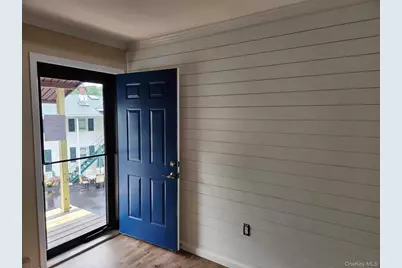 499 East Road #Unit 2, Marlboro, NY 12542 - Photo 9