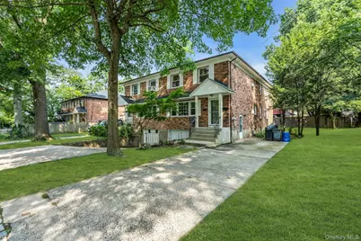 7 Anchorage Road #2, Port Washington, NY 11050 - Photo 1