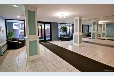 30 E Hartsdale Avenue #3E, Hartsdale, NY 10530 - Photo 3