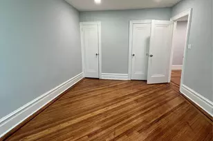 113-21 204th St, Jamaica, NY 11412 - Photo 9