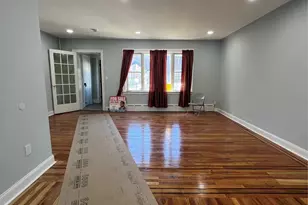 113-21 204th St, Jamaica, NY 11412 - Photo 3