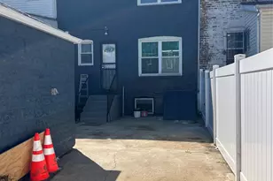113-21 204th St, Jamaica, NY 11412 - Photo 25