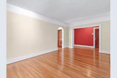 30 Shipherd Avenue #9B, Lynbrook, NY 11563 - Photo 5