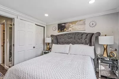 80 Townhouse Road N #80N, Huntington Station, NY 11746 - Photo 17