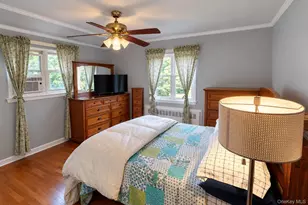 72 Mohawk Rd, Yonkers, NY 10710 - Photo 17