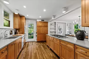12 Idlewood Rd, White Plains, NY 10605 - Photo 9