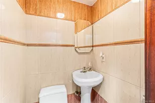 137-66 70th Rd, Kew Gardens, NY 11367 - Photo 9