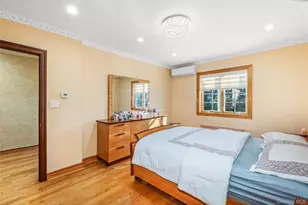 137-66 70th Rd, Kew Gardens, NY 11367 - Photo 11