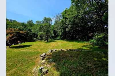 16 Ernest Lane #Apt A, Mahopac, NY 10541 - Photo 11