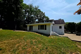 16 Ernest Ln, Mahopac, NY 10541 - Photo 9
