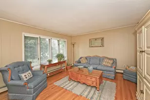 35 Jensen Rd, Bay Shore, NY 11706 - Photo 5