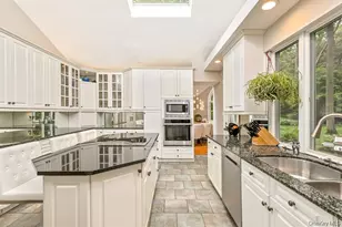 29 Farm Rd, Saint James, NY 11780 - Photo 13