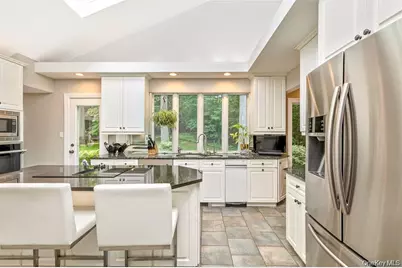 29 Farm Road, Saint James, NY 11780 - Photo 11
