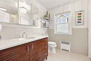 60 Cormack Ct, Babylon, NY 11702 - Photo 25