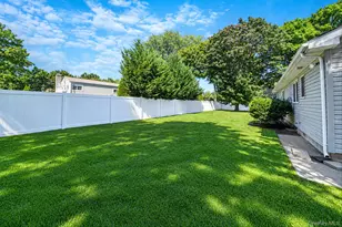 1528 Baldwin Blvd, Bay Shore, NY 11706 - Photo 29