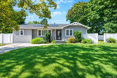 1528 Baldwin Boulevard, Bay Shore, NY 11706 - Photo 1