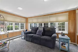 1 Beech Ct, Malverne, NY 11565 - Photo 5
