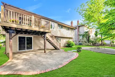 22 Valley Lane W, Woodmere, NY 11581 - Photo 23