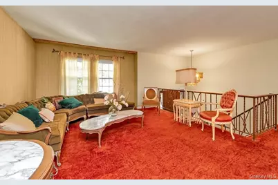 22 Valley Lane W, Woodmere, NY 11581 - Photo 3