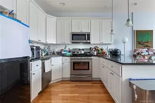 14-45 30th Dr, Astoria, NY 11102 - Photo 19
