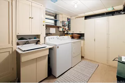 321 Hayward Street, Yonkers, NY 10704 - Photo 21