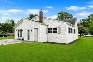 1 E Jackwill Rd, Patchogue, NY 11772 - Photo 25