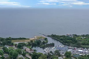 1 E Jackwill Rd, Patchogue, NY 11772 - Photo 5