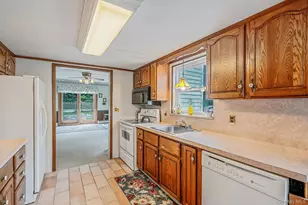 1 E Jackwill Rd, Patchogue, NY 11772 - Photo 15