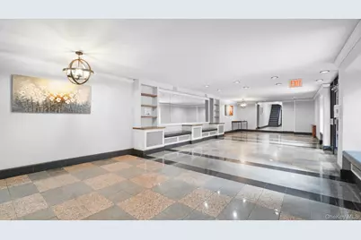 66-15 Wetherole St #E4, Rego Park, NY 11374 - Photo 15