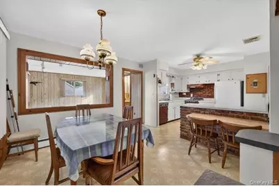 84 E Lido Promenade, Lindenhurst, NY 11757 - Photo 11