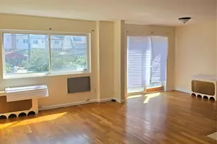 195-25 Woodhull Ave, Hollis, NY 11423 - Photo 1