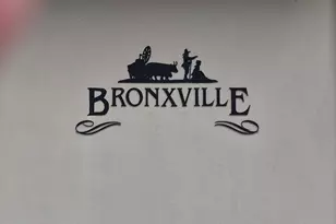 270 Bronxville Rd, Yonkers, NY 10708 - Photo 25
