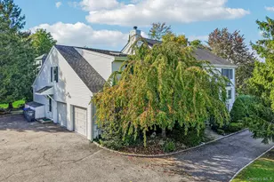 48 Westchester View Ln, White Plains, NY 10607 - Photo 3