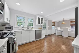 21 Weir Ln, Locust Valley, NY 11560 - Photo 7