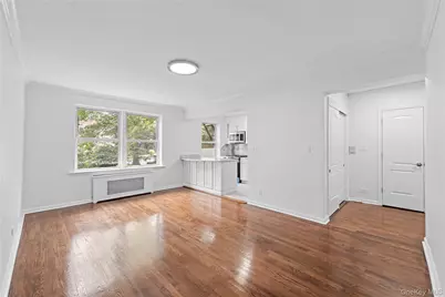 141-39 78th Road #2P, Kew Gardens, NY 11367 - Photo 3