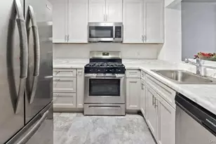 132 Sunset Blvd, Bronx, NY 10473 - Photo 5