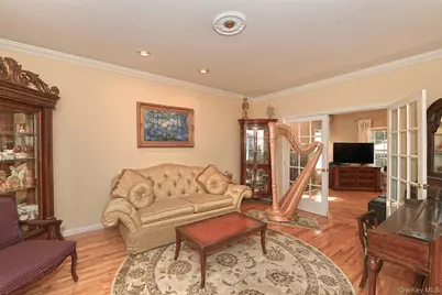 7 Ona Avenue, Dix Hills, NY 11746 - Photo 15
