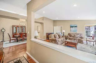 20 Wainscott Ct, Ridge, NY 11961 - Photo 3