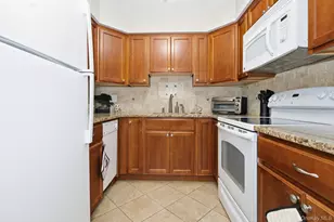 27 Walden Ct, Yorktown Heights, NY 10598 - Photo 5