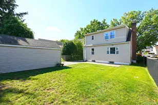 12 Hull Ave, New Hyde Park, NY 11040 - Photo 33