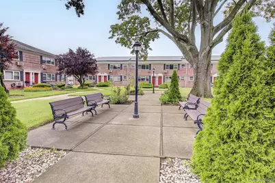 67-28 152nd Street #275A, Flushing, NY 11367 - Photo 3